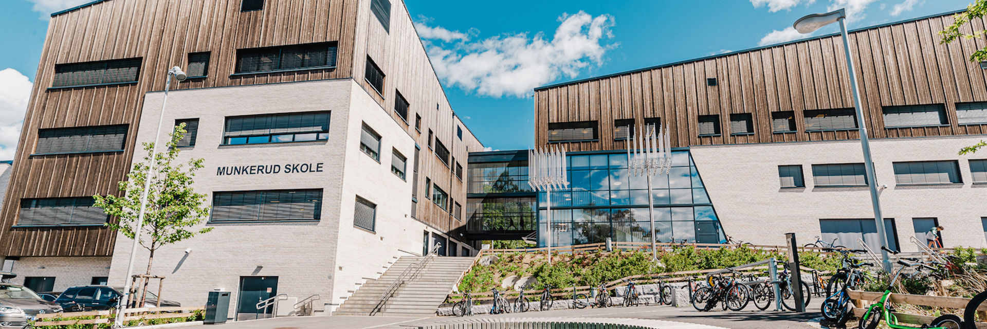 skolebygg utvendig